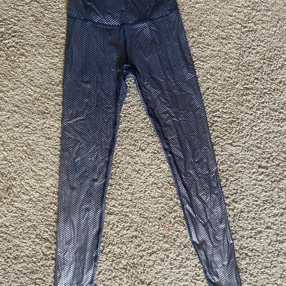 Beyond Yoga navy/metallic silver leggings